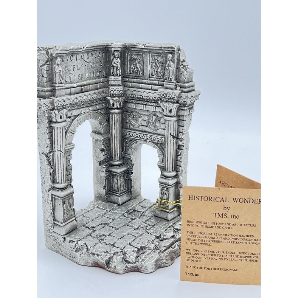 David Winter Cottages Arc de Triomphe Sculpture w Certificate England